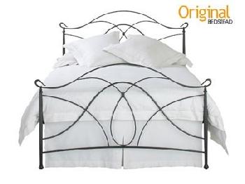 Original Bedstead Co Ardo 4' Small Double Glossy Ivory Slatted Bedstead Metal Bed