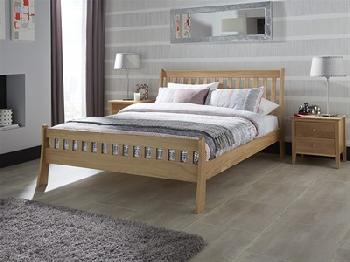 Serene Furnishings Colchester 4' 6 Double Honey Oak Wooden Bed
