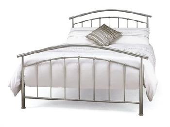 Serene Furnishings Mercury 4' Small Double Pearl Silver Metal Bed