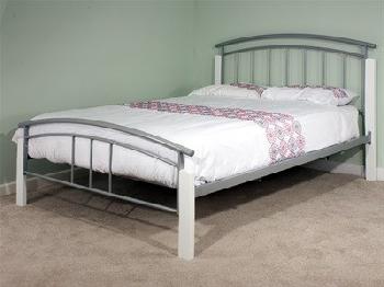 Snuggle Beds Tetras in White 4' Small Double Metal Bed