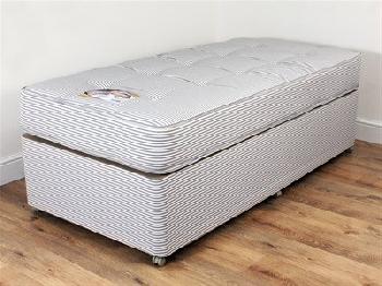 Snuggle Contract Contract Damask Divan Set 2' 6 Small Single Platform Top - No Drawers Divan